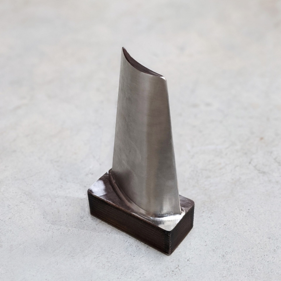 Picture for category Small Footprint LMD 3D Printer